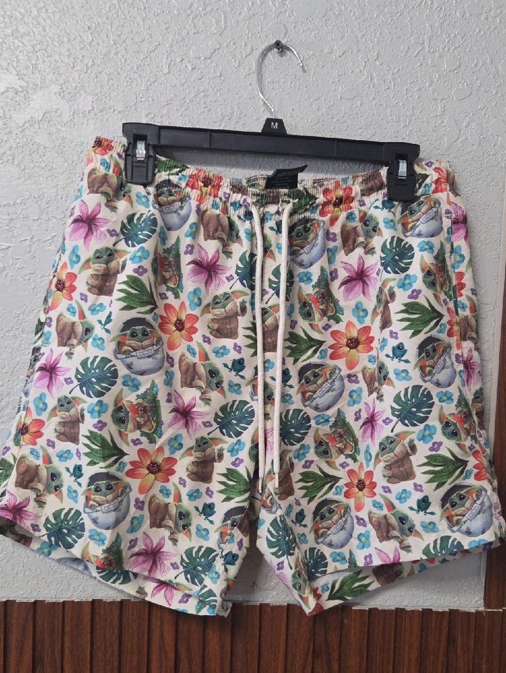 Star Wars Men's Multicolor Tropical Print Athletic Shorts Medium Sz [1269]